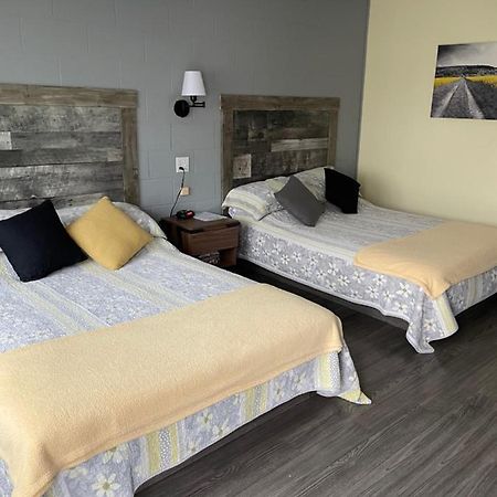 Motel Valois Yl Inc Acton Vale Екстер'єр фото