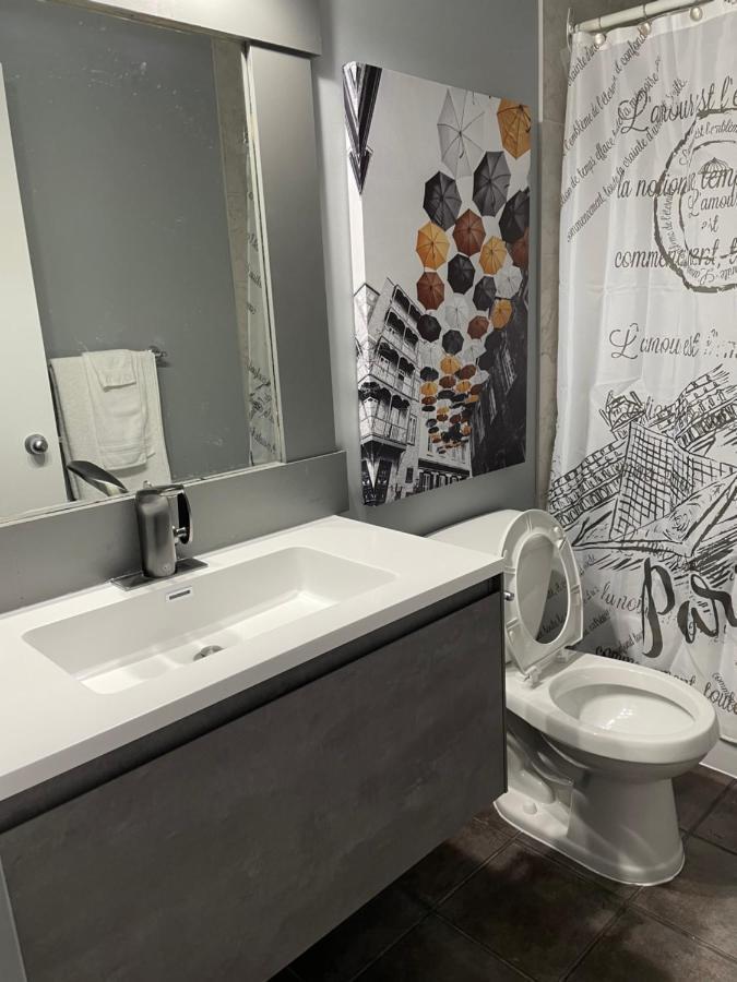 Motel Valois Yl Inc Acton Vale Екстер'єр фото